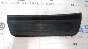 Накладка порога наружная задняя левая Hyundai Tucson 16-21 черная, царапины