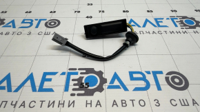Кнопка открытия двери багажника внешняя Nissan Leaf 11-17