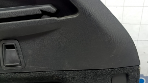 Обшивка арки правая Volvo XC90 16-22 под 3 ряд, с подстаканником, черная, с крюком, царапины