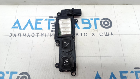 Кнопки открывания лючка порта зарядки Kia EV6 22-26