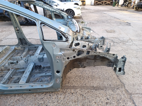 Четверть передняя правая Toyota Prius V 12-17 на кузове, зеленая
