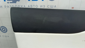 Panou ușă stânga față Tesla Model X 22-25, negru, cu inserție din piele albă, zgârieturi pe plastic, rupturi în piele, elemente de fixare rupte, necesită curățare chimică