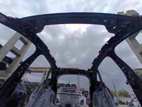 Крыша металл Ford Escape MK4 20-26 под панораму, на кузове, вмятины