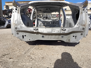 Задняя панель Toyota Prius 50 19-22 на кузове, серебро