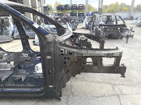 Четверть передняя правая Audi Q7 16-26 на кузове, черная