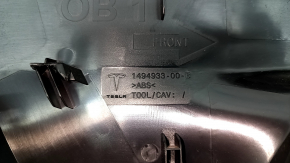 Накладка кронштейна водительского сидения левая Tesla Model X 22-26 2 части, царапины, сломаны крепление