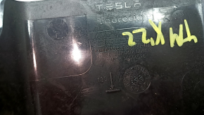 Обрамление рулевой колонки Tesla Model X 22-26 3 части, царапины