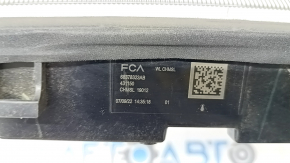 Стоп сигнал Jeep Grand Cherokee WL 21-23