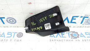 Накладка обшивки арки левая Jeep Grand Cherokee WL 21-26 задняя, черная, потерта