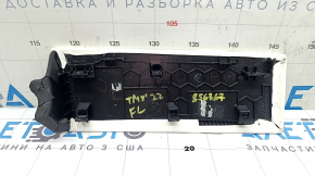 Накладка передней панели левая Tesla Model X 22-26 белая, под чистку, тычки, надлом крепления