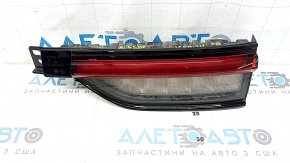 Фонарь внутренний дверь багажника правый Jeep Grand Cherokee WL 22-26 LED