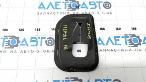 Вставка центральной накладки переднего бампера правая Jeep Grand Cherokee WL 21-26 под крюк, примята
