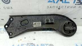 Microfisuri la brațul de control longitudinal spate dreapta la Hyundai Tucson 19-21 AWD