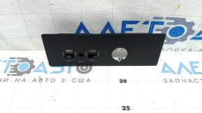 Накладка центральной консоли Jeep Grand Cherokee WL 21-26 под прикуриватель и usb