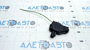 Замок лючка бензобака Ford Fusion mk5 13-20 hybrid, plug-in оторван тросик