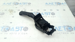 Фишка на блок ECU компьютер двигателя Hyundai Tucson 19-20 2.0 красная