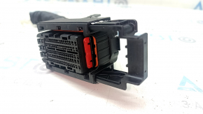 Фишка на блок ECU компьютер двигателя Hyundai Tucson 19-20 2.0 красная