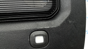 Ornamente hayon inferioare negre pentru difuzoare Jeep Grand Cherokee WL 22-25, cu becuri, elemente de fixare rupte, plastic uzat, alb