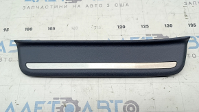 Накладка порога наружная задняя левая Kia EV6 22-26 черная с хром молдингом, мелкие царапины на хроме