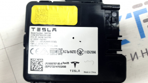USB Hub центральной консоли Tesla Model X 22-26
