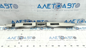 Молдинг двери багажника Lexus RX300 RX330 RX350 RX400h 07-07 с хром накладкой, царапины, полез хром