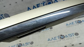 Молдинг двери багажника Lexus RX300 RX330 RX350 RX400h 07-07 с хром накладкой, царапины, полез хром