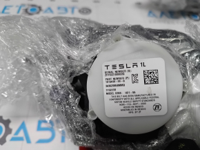 Водительский ремень безопасности Tesla Model X 22-26 стрельнувший, царапины