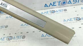 Накладка порога с подсветкой передняя левая Lexus RX300 RX330 RX350 RX400h 04-08 беж, с подсветкой, , с хромированной накладкой, царапины, вмятина, побелел пластик