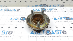 Ступица передняя правая Ford Mustang mk6 21-23 тип 2