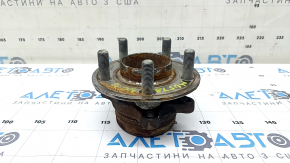 Ступица передняя правая Ford Mustang mk6 21-23 тип 2