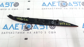 Отражатель заднего бампера левый Tesla Model X 22-26 царапины