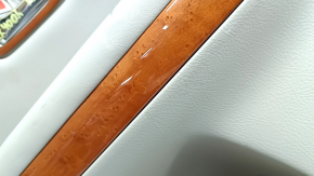 Ornamente ușă spate stânga Lexus RX300 RX330 RX350 RX400H 04-09 bej, cu inserție bej, cotiera piele bej, mulaj sub lemn lucios, cu folie sub lemn, cu mâner, rupturi, zgârieturi,