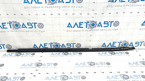 Ornament ușă-sticlă centru spate stânga Lexus RX300 RX330 RX350 RX400h 04-08 negru lucios, folie umflată
