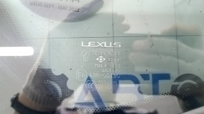 Форточка глухое стекло задняя левая Lexus RX300 RX330 RX350 RX400h 04-08 тонировка, с молдингом, сломано крепление молдинга
