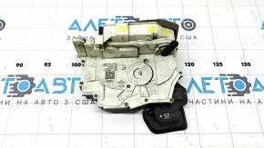 Замок двери передней правой Audi A6 C8 19-24