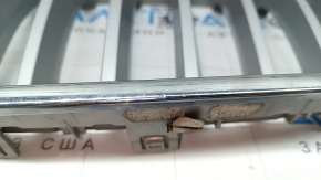 Решетка радиатора grill левая BMW X3 F25 15-17 ноздря, хром, песок