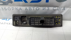 Ручка с кнопкой открытия крышки багажника наружная Tesla Model 3 18- сломано крепление