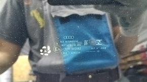 Стекло панорамы переднее Audi A6 C8 19-24 потрескалось покрытие, песок, скол