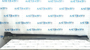 Порог левый Audi A6 C8 19-25 S-Line, синий LX5B, царапины, потерт