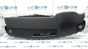 Торпедо передняя панель с AIRBAG Audi A6 C8 19-25 без проекции, кожа темно-серая, царапина