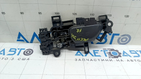 Ручка двери внутренняя передняя правая Honda Accord 23-26