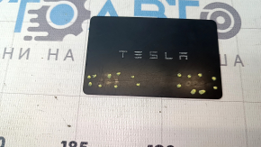 Ключ Tesla Model 3 18- KEYCARD, затертый, трещины