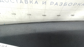 Накладка центральной консоли боковая правая Honda Accord 23-26 черная, потертость