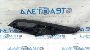 Накладка центральной консоли боковая правая Honda Accord 23-26 черная, потертость
