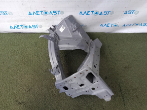 Lonjeronul din dreapta al unui Honda CRV 23-25 1.5T a fost tăiat.