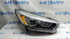 Фара передняя правая Ford Escape MK3 17-19 рест галоген+led, светлая, без крепления, царапины, потертости, сломано крепление