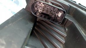 Фара передняя левая в сборе Ford Escape MK3 17-19 рест, галоген+led, светлая, без крепления, песок, потертости, царапины