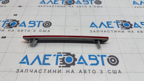 Отражатель задний левый Dodge Challenger 15-23 рест