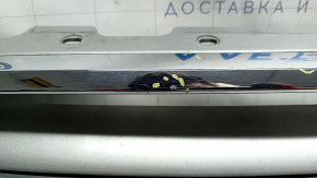 Решетка радиатора grill Ford Escape MK3 17-19 рест, серая, с хромом, с эмблемой, тычки, песок, потертости