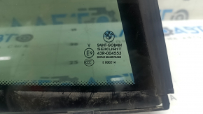 Стекло двери треугольник заднее правое BMW X3 F25 11-17 тонировка, сломаны крепления